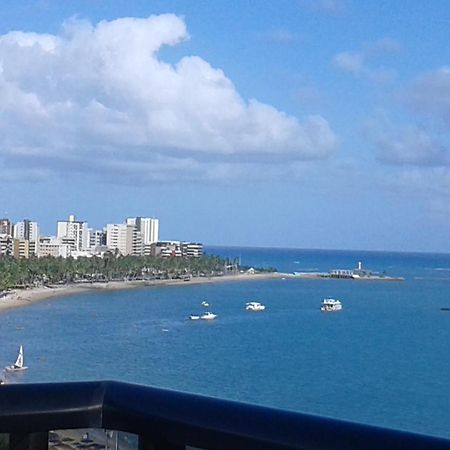 Na Beira Mar De Pajucara- Edif Neo- Apartamento Quarto E Sala- Tem Varanda - Vista Lateral Do Mar- Rua Julio Plech Filho 60 Esquina Com Avenida Doutor Antonio Gouveia - Consumo Eletrico E Pago No Ckeck-Out 1Kwh E 1,35 Reias Масейо Екстер'єр фото