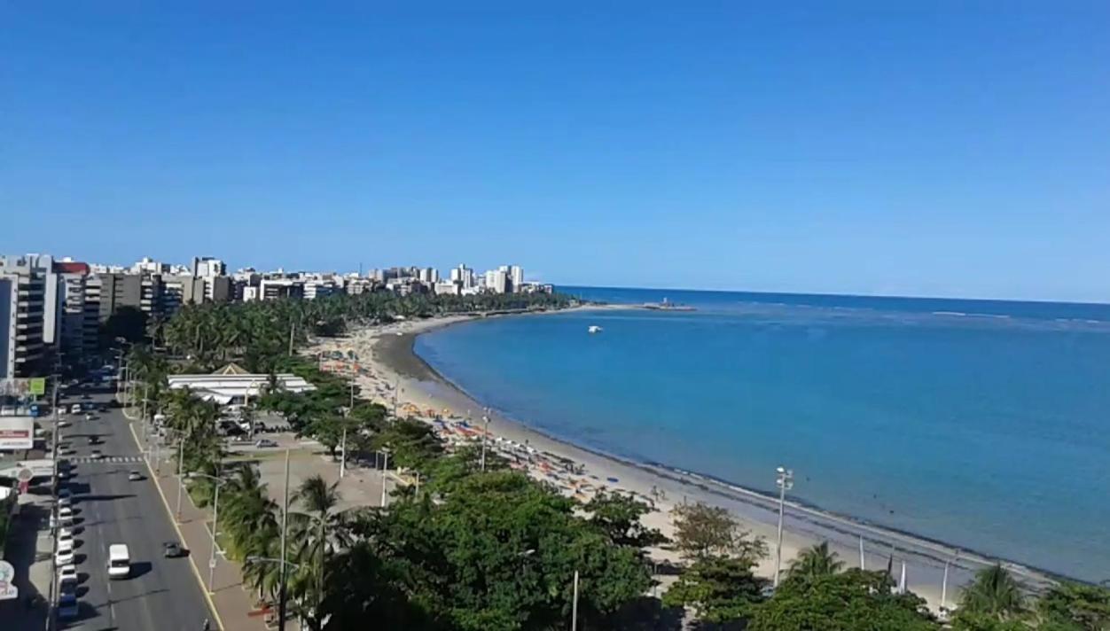 Na Beira Mar De Pajucara- Edif Neo- Apartamento Quarto E Sala- Tem Varanda - Vista Lateral Do Mar- Rua Julio Plech Filho 60 Esquina Com Avenida Doutor Antonio Gouveia - Consumo Eletrico E Pago No Ckeck-Out 1Kwh E 1,35 Reias Масейо Екстер'єр фото
