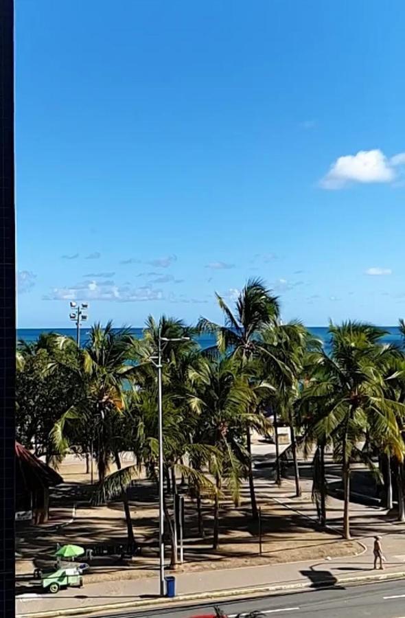 Na Beira Mar De Pajucara- Edif Neo- Apartamento Quarto E Sala- Tem Varanda - Vista Lateral Do Mar- Rua Julio Plech Filho 60 Esquina Com Avenida Doutor Antonio Gouveia - Consumo Eletrico E Pago No Ckeck-Out 1Kwh E 1,35 Reias Масейо Екстер'єр фото